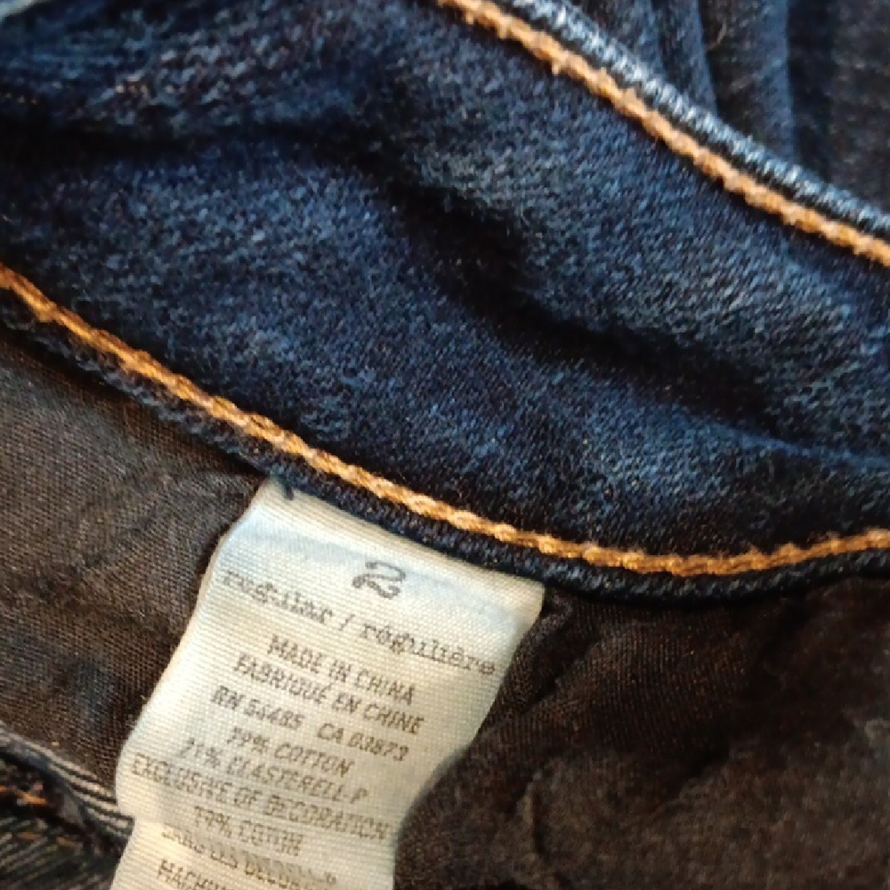 Women's Blue Jeans - Picture 5 of 5